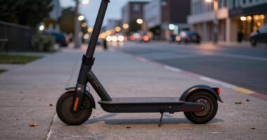 scooter roadside usage rules